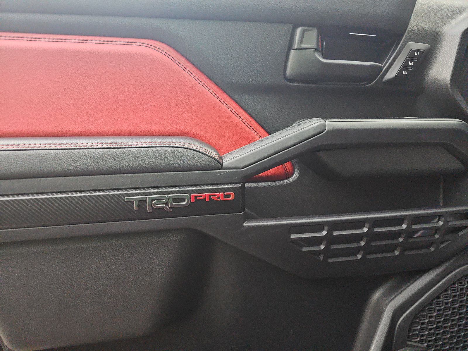 2025 TOYOTA 4RUNNER TRD PRO