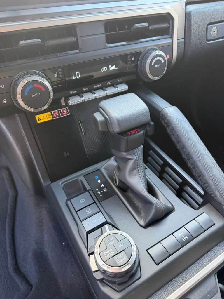 2025 TOYOTA 4RUNNER TRD OFF ROAD