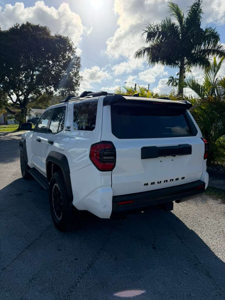 2025 TOYOTA 4RUNNER TRD OFF ROAD